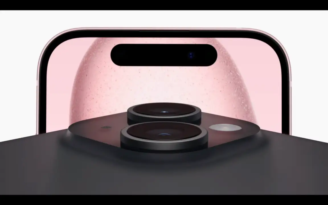 iPhone 15 Series: Kamera Selfie Terbaik di Genggamanmu! - Image
