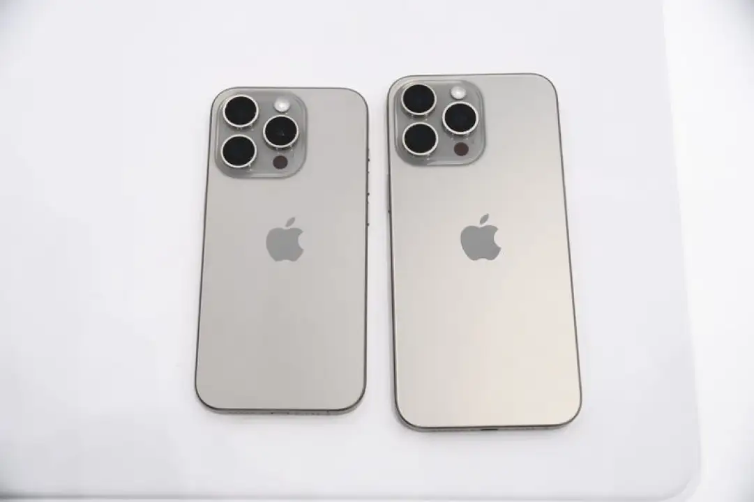 Pesan 4, Malah Dapet 60 iPhone 15 Pro Max Senilai Rp 1,5 M. Kok Bisa? - Image