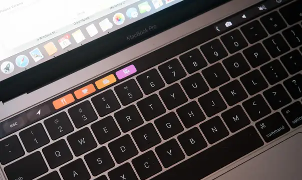 Apple Pecat Touch Bar dari MacBook Pro Terbaru – Apa yang Terjadi?