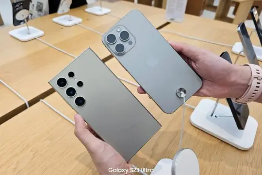 Samsung S24 Ultra Bikin iPhone Nangis di Uji Performa Baterai! - image