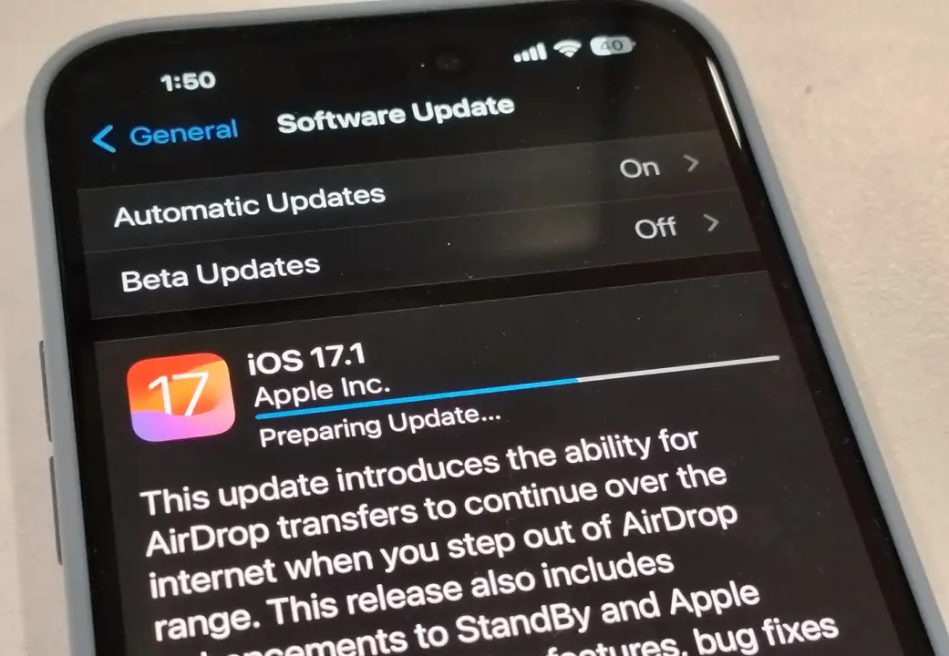 Update iOS 17.1: iPhone 15 Pro Makin Segar dan Optimal, Benarkah? - Image